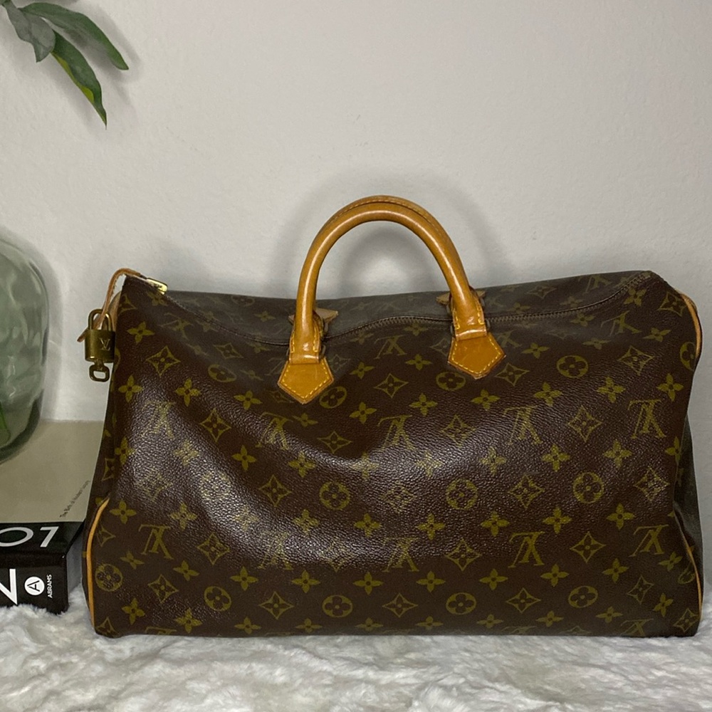 Louis Vuitton Monogram Speedy 45